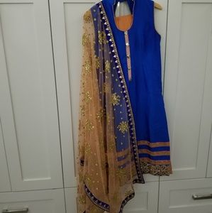 Indian outfit/ punjabi suit